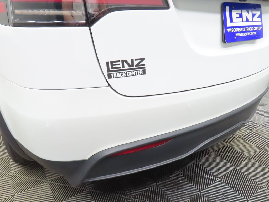 Used 2023 Tesla Model X image 45