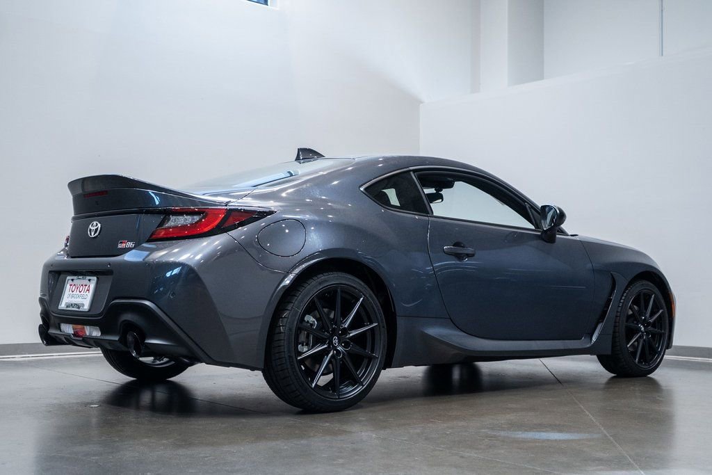 New 2025 Toyota GR86 Premium image 7