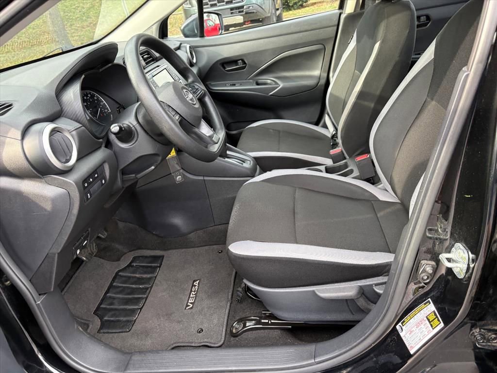 Used 2025 Nissan Versa S image 15