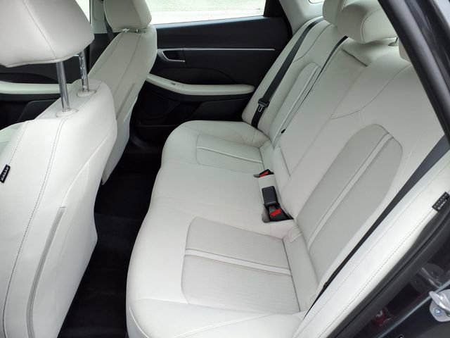 Certified 2023 Hyundai Sonata SEL w/ Cargo Package FWD image 8