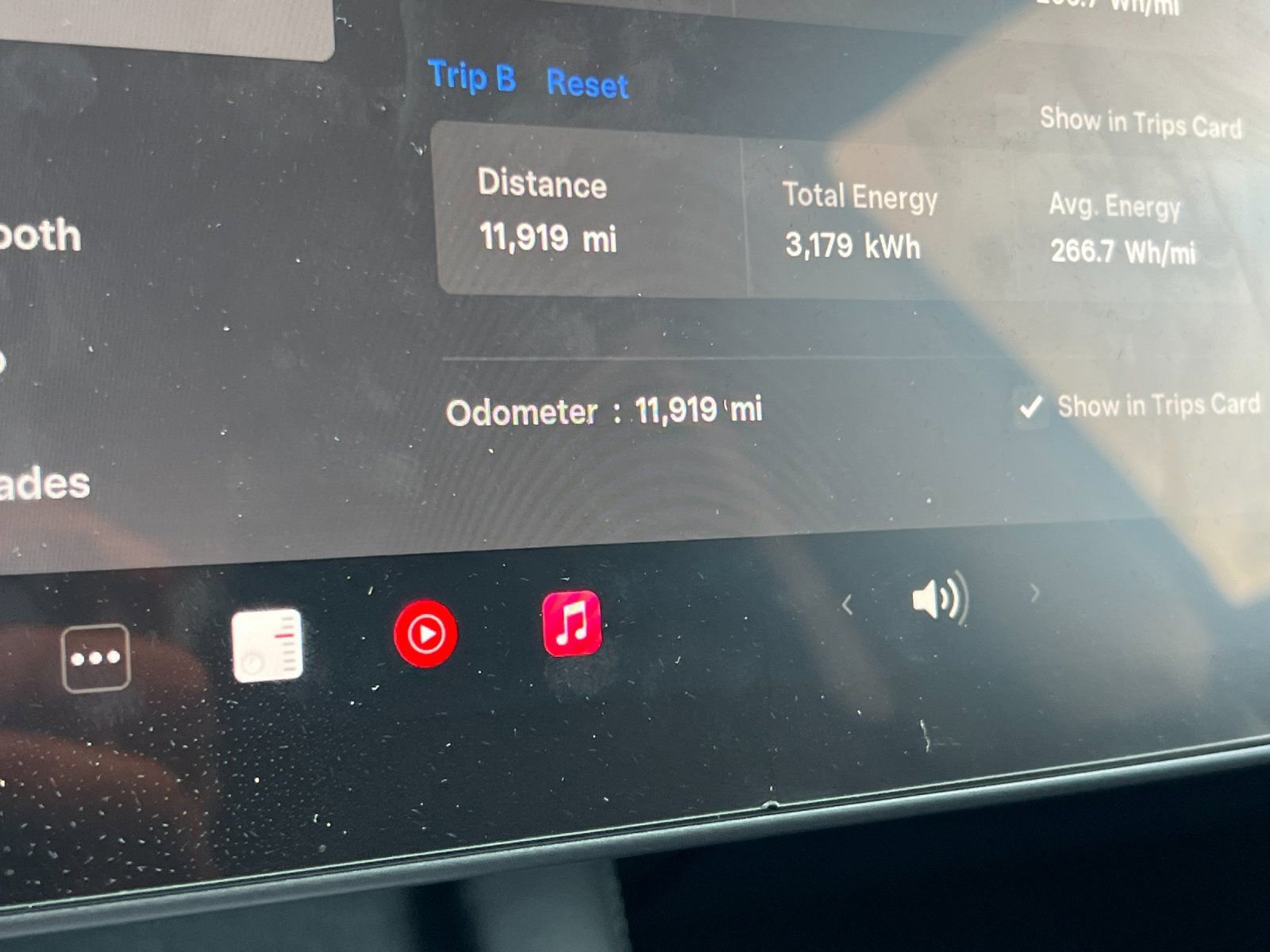 Used 2023 Tesla Model 3 Standard Range image 25