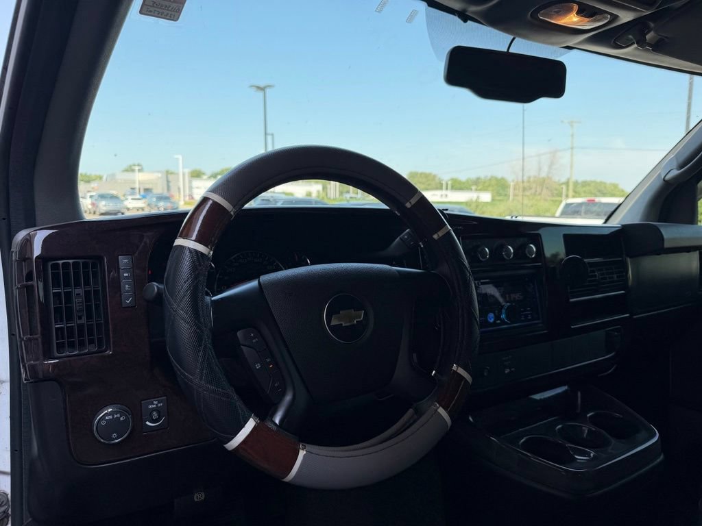 Used 2011 Chevrolet Express 3500 LT w/ LT Preferred Equipment Group RWD image 13
