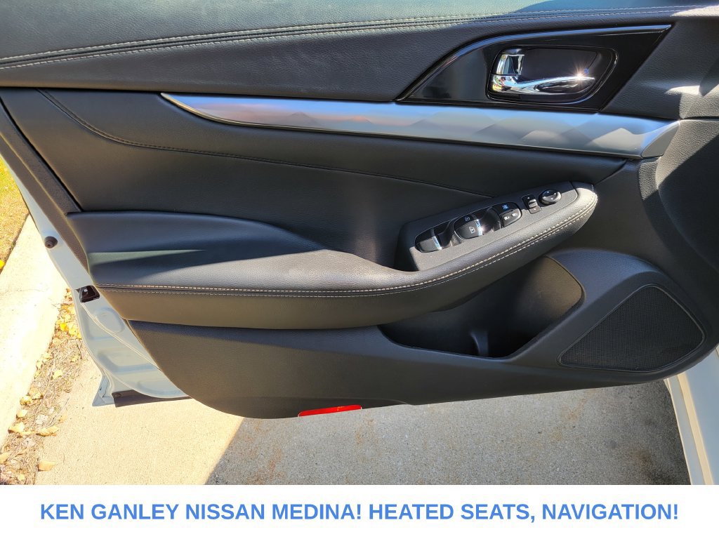 Used 2019 Nissan Maxima 3.5 SV w/ Floor Mat Group FWD image 39