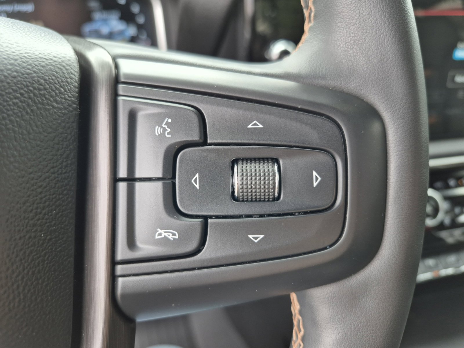 Used 2024 GMC Sierra 2500 AT4 w/ AT4 Premium Plus Package image 28