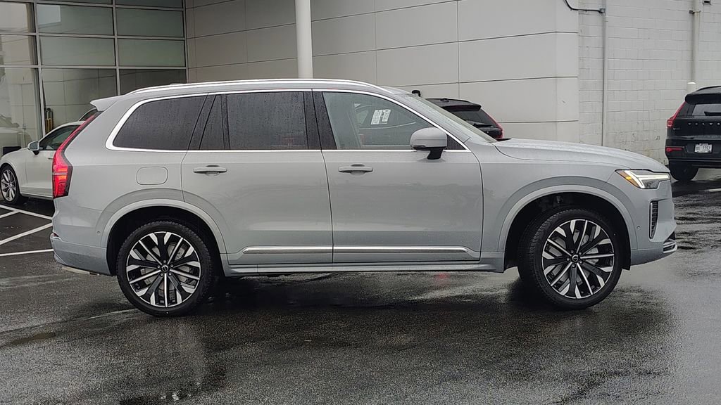 New 2026 Volvo XC90 B6 Plus image 2