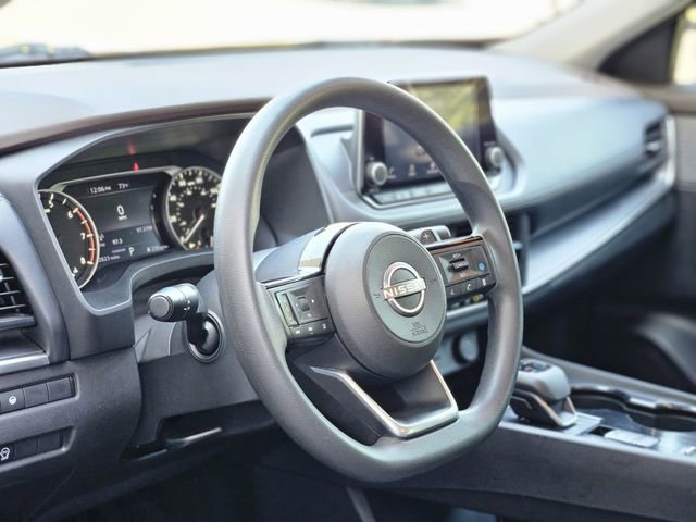 Certified 2023 Nissan Rogue SV FWD image 12
