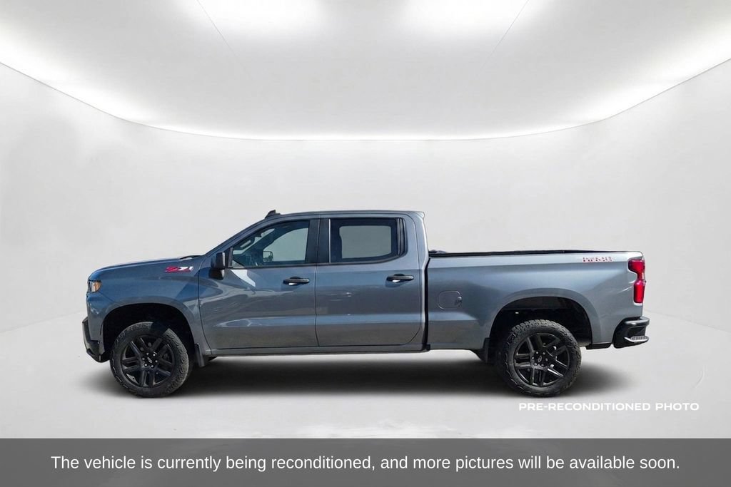Used 2021 Chevrolet Silverado 1500 Custom Trail Boss w/ LPO, Dark Essentials Package AWD/4WD image 9