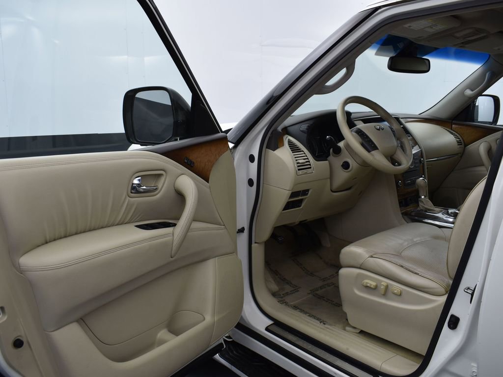 Used 2012 INFINITI QX56 4WD w/ Theater Pkg image 8