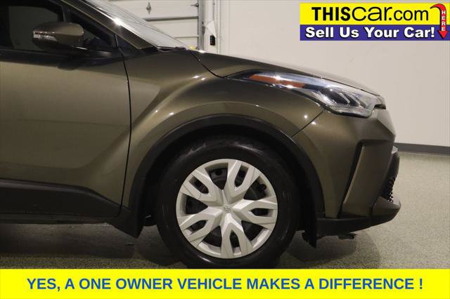Used 2021 Toyota C-HR LE FWD image 11