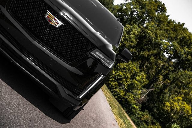Used 2021 Cadillac Escalade ESV Sport w/ Driver Assist Tech Package RWD image 8