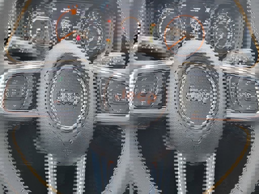 New 2024 Jeep Wrangler Sahara w/ Technology Group image 20