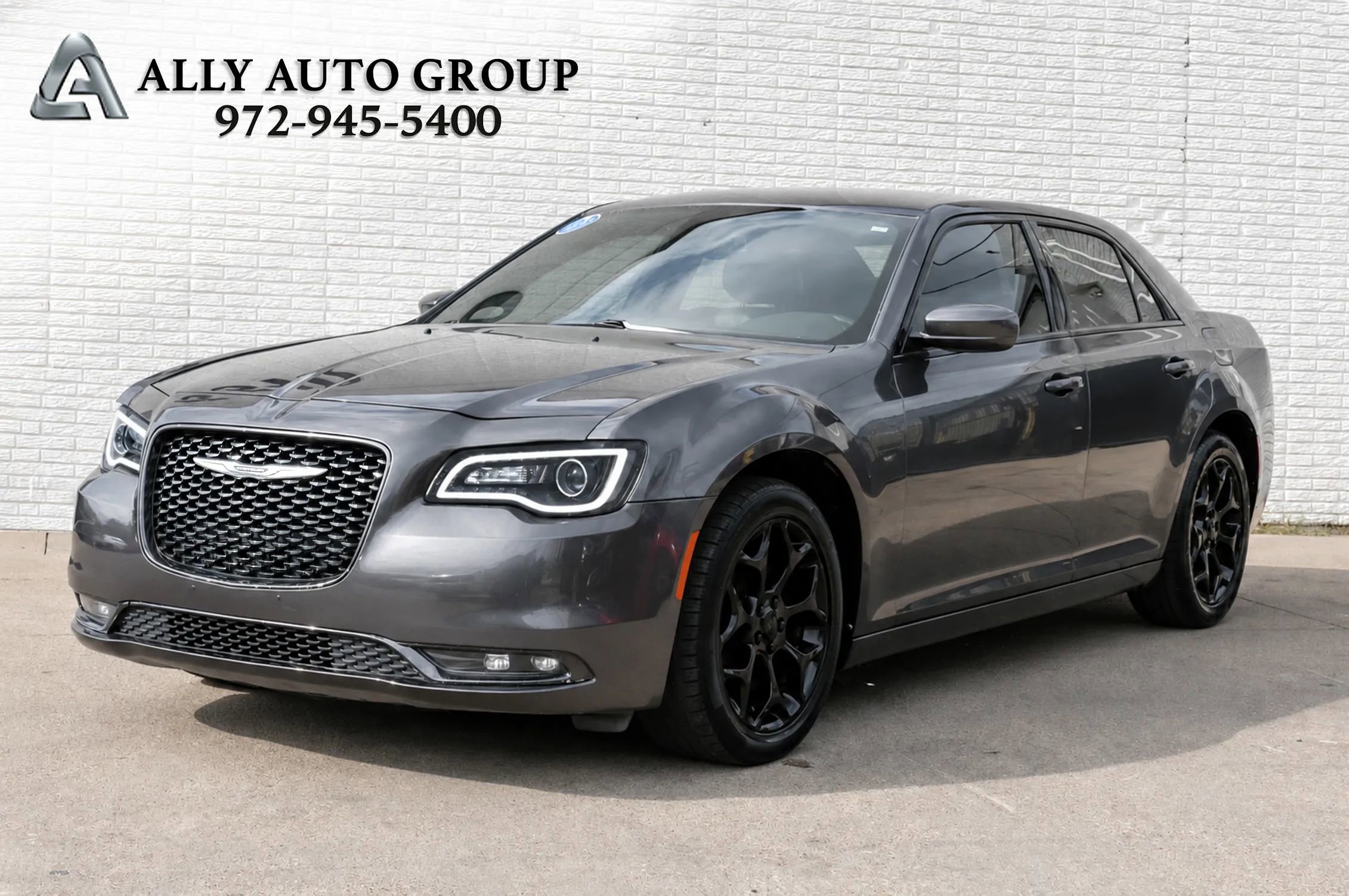 Used 2019 Chrysler 300 S