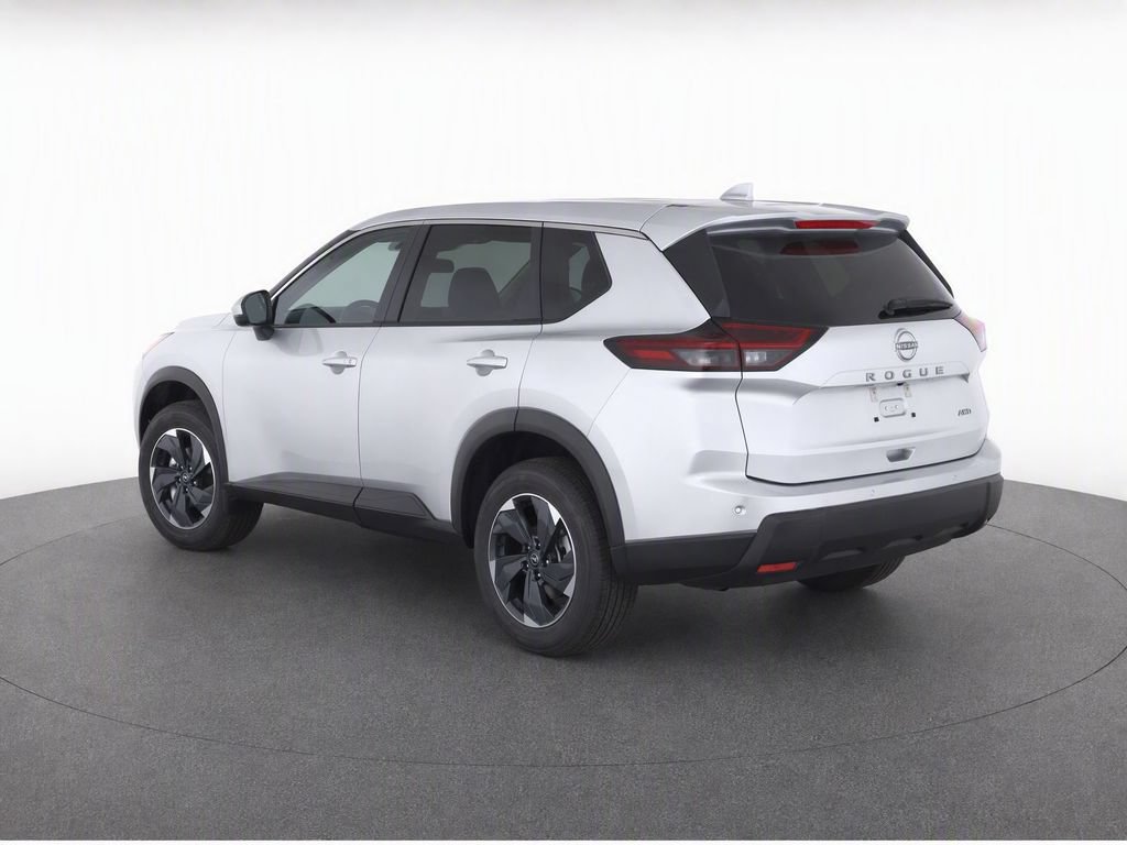 Used 2025 Nissan Rogue SV AWD/4WD image 2