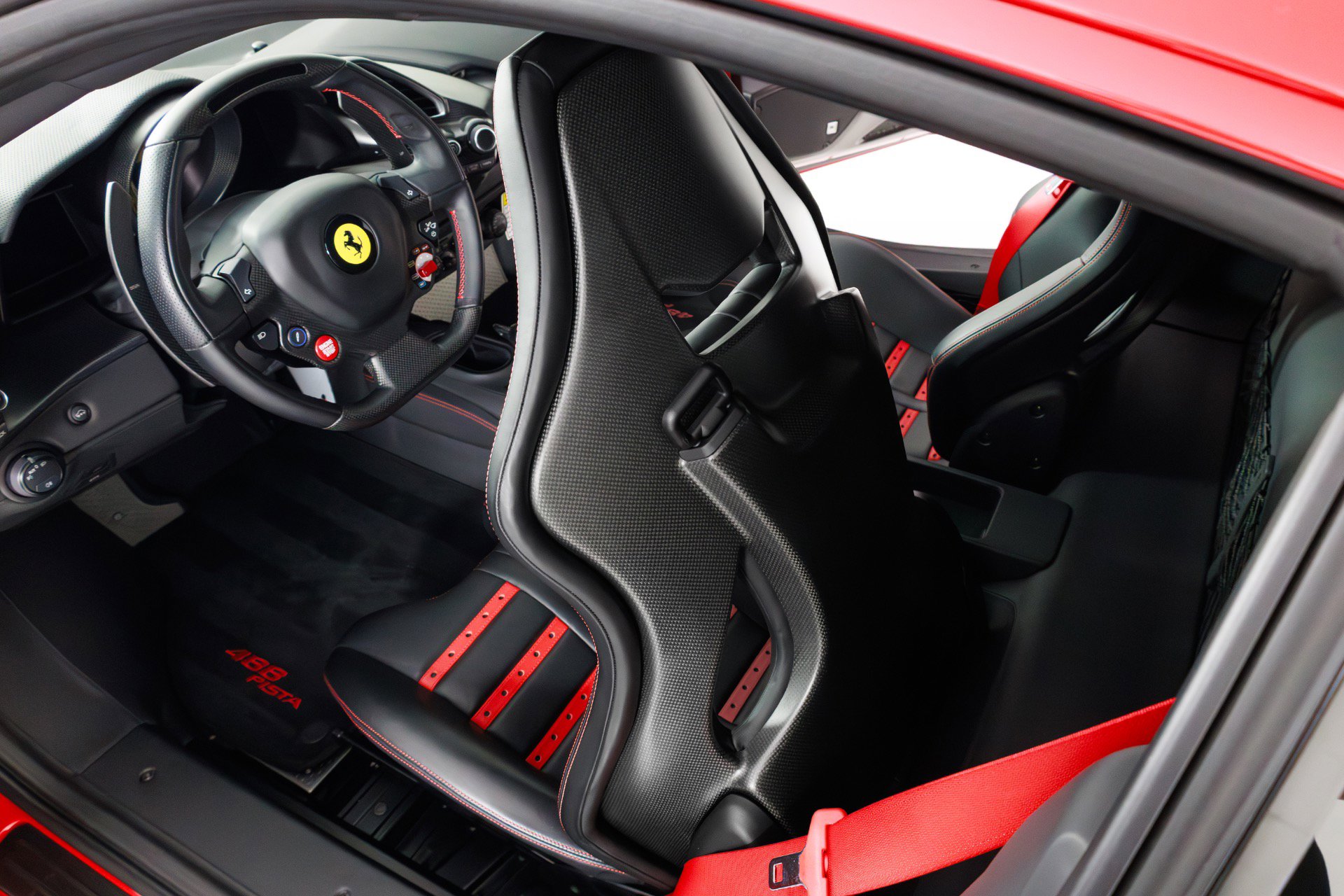 Used 2019 Ferrari 488 Pista image 43