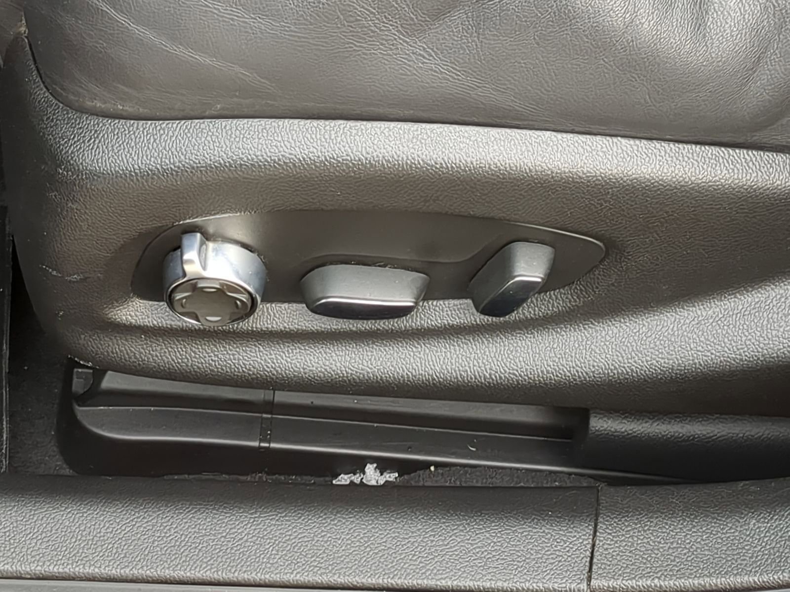 Used 2016 Cadillac CTS V w/ Luxury Package image 23