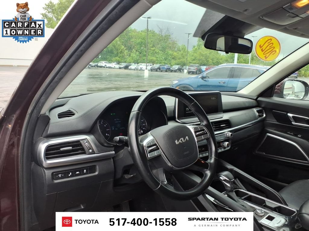 Used 2022 Kia Telluride LX FWD image 13