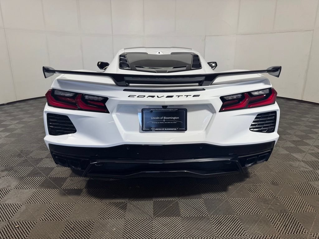 Used 2025 Chevrolet Corvette Stingray Premium Cpe RWD image 4