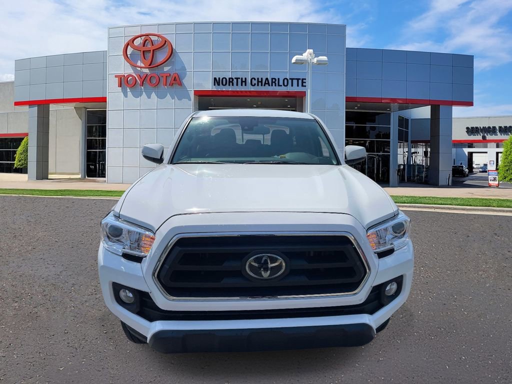 Used 2023 Toyota Tacoma SR5 w/ Technology Package image 5