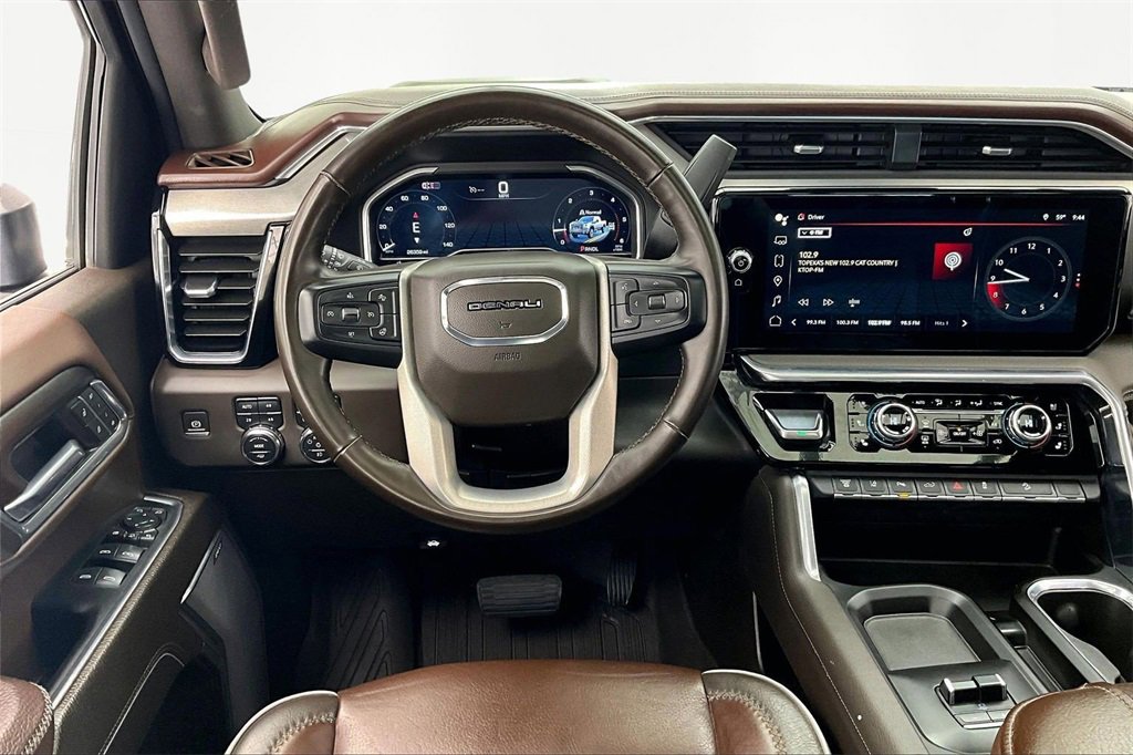 Used 2024 GMC Sierra 2500 Denali w/ Technology Package image 5