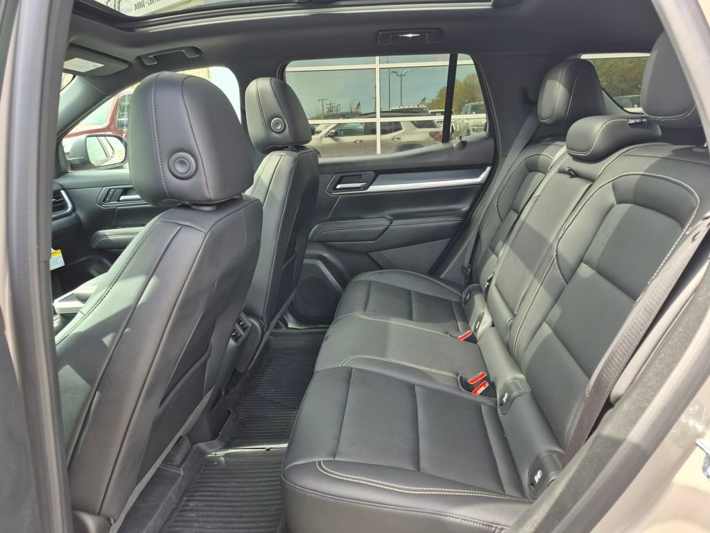 Used 2026 GMC Terrain Elevation w/ Elevation Premium Package image 10