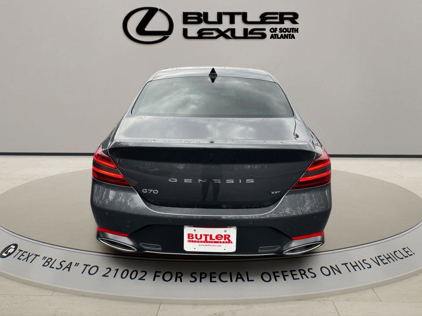 Used 2022 Genesis G70 3.3T image 6