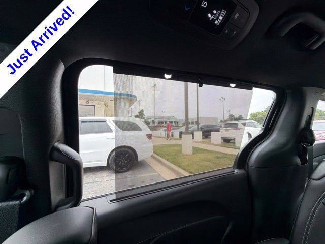 Used 2026 Chrysler Pacifica Select FWD image 39