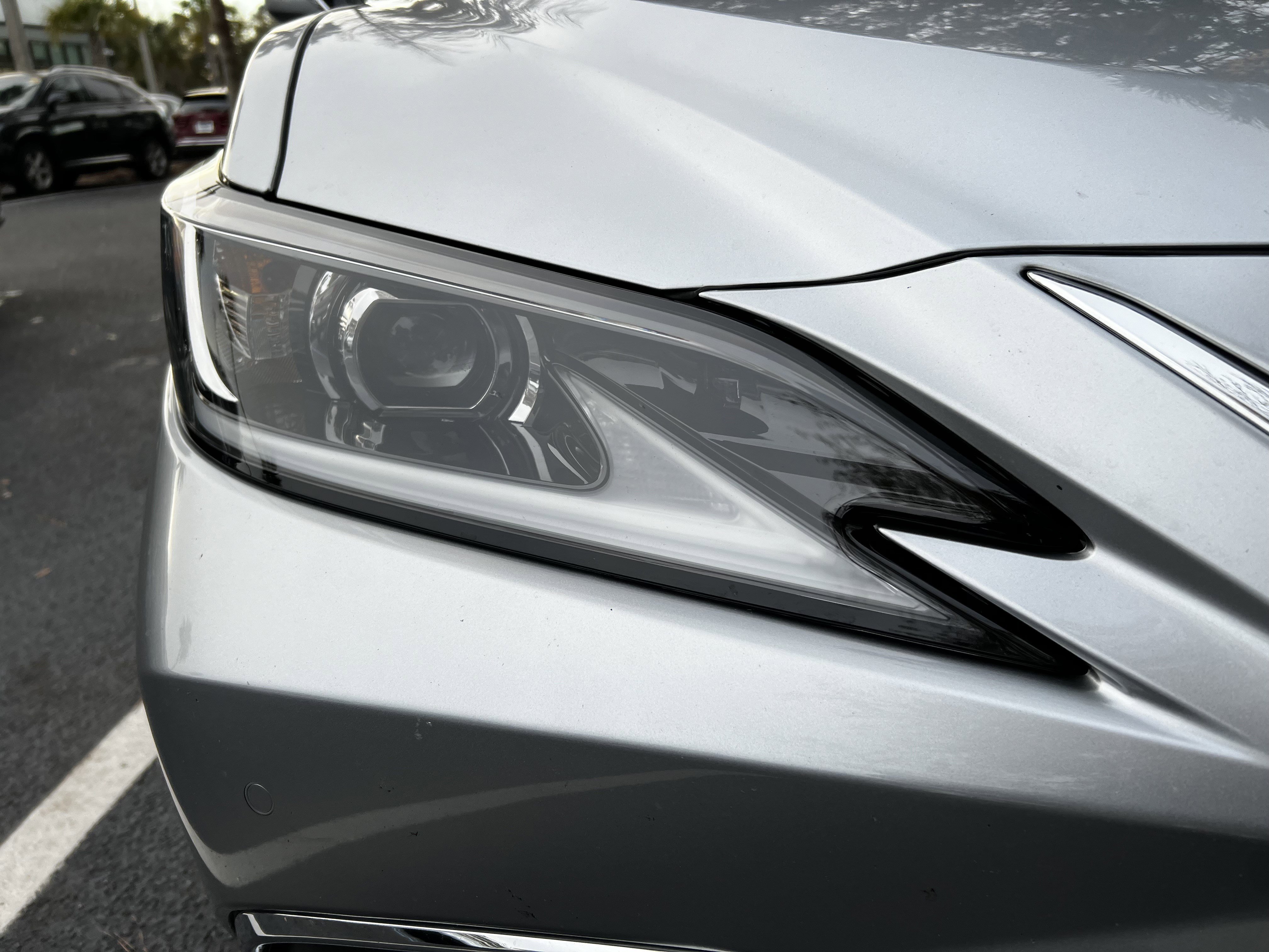 Certified 2022 Lexus ES 350 w/ Premium Package image 12