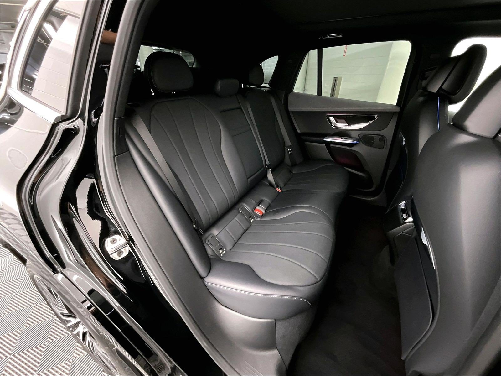 Used 2026 Mercedes-Benz EQE 320+ SUV image 16