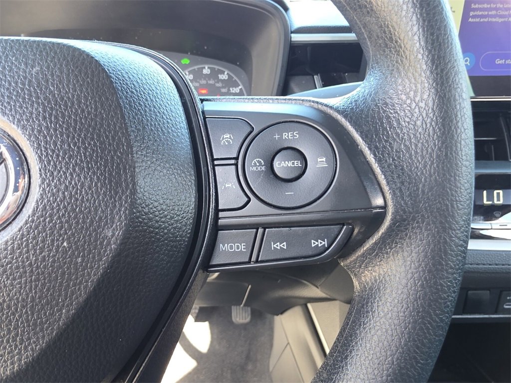 Certified 2024 Toyota Corolla Cross S image 31