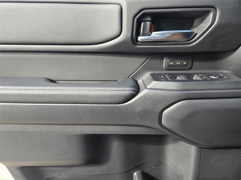 Used 2025 Toyota Land Cruiser image 26