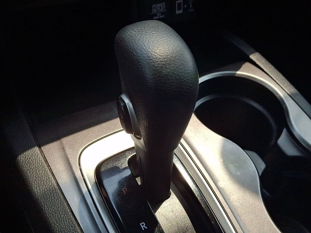 Used 2018 Honda Ridgeline RTL-T image 14
