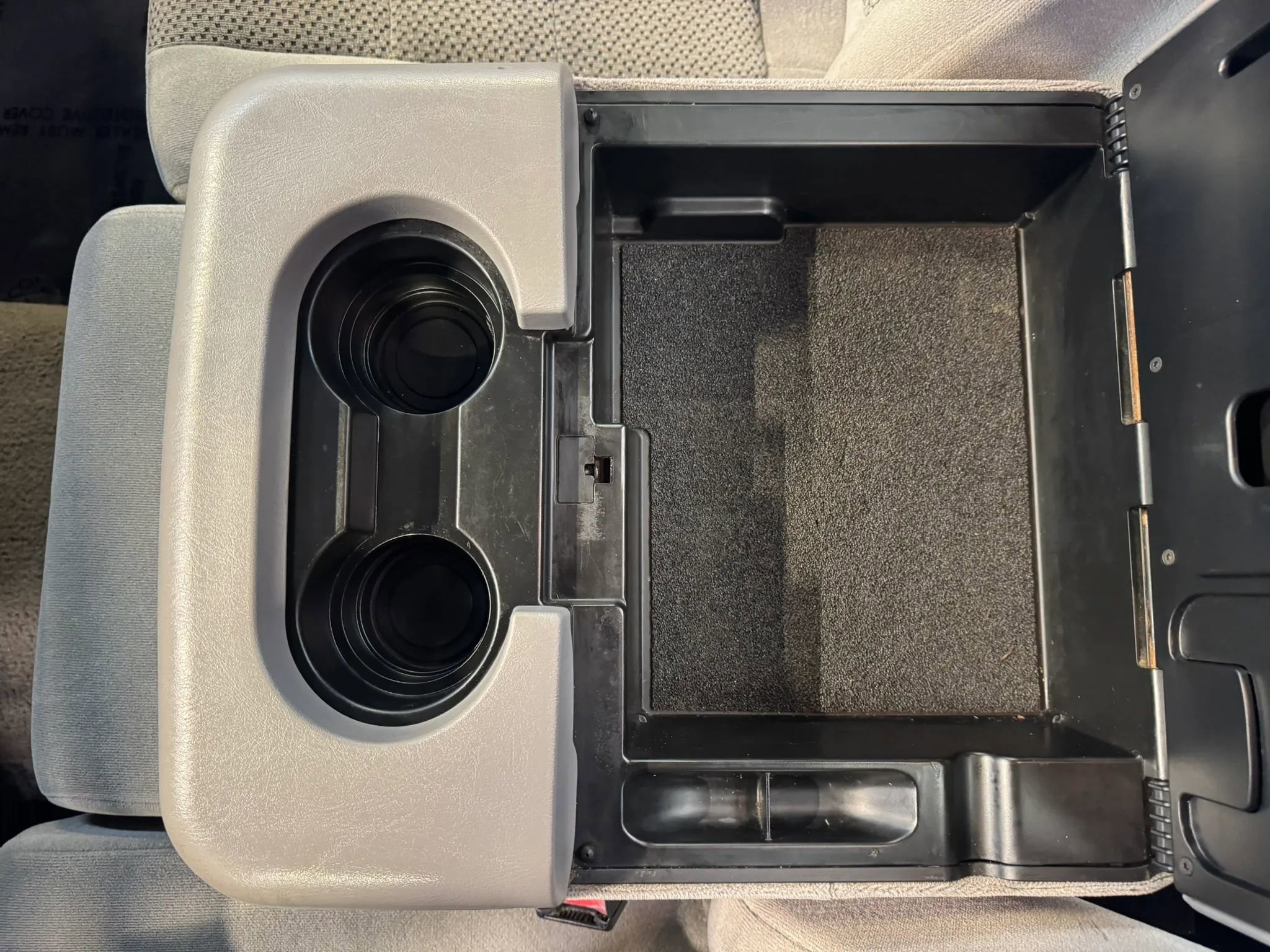 Used 2001 Ford F350 2WD Regular Cab Super Duty image 19