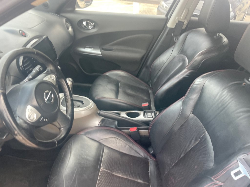 Used 2011 Nissan Juke SL w/ Chrome Pkg FWD image 12