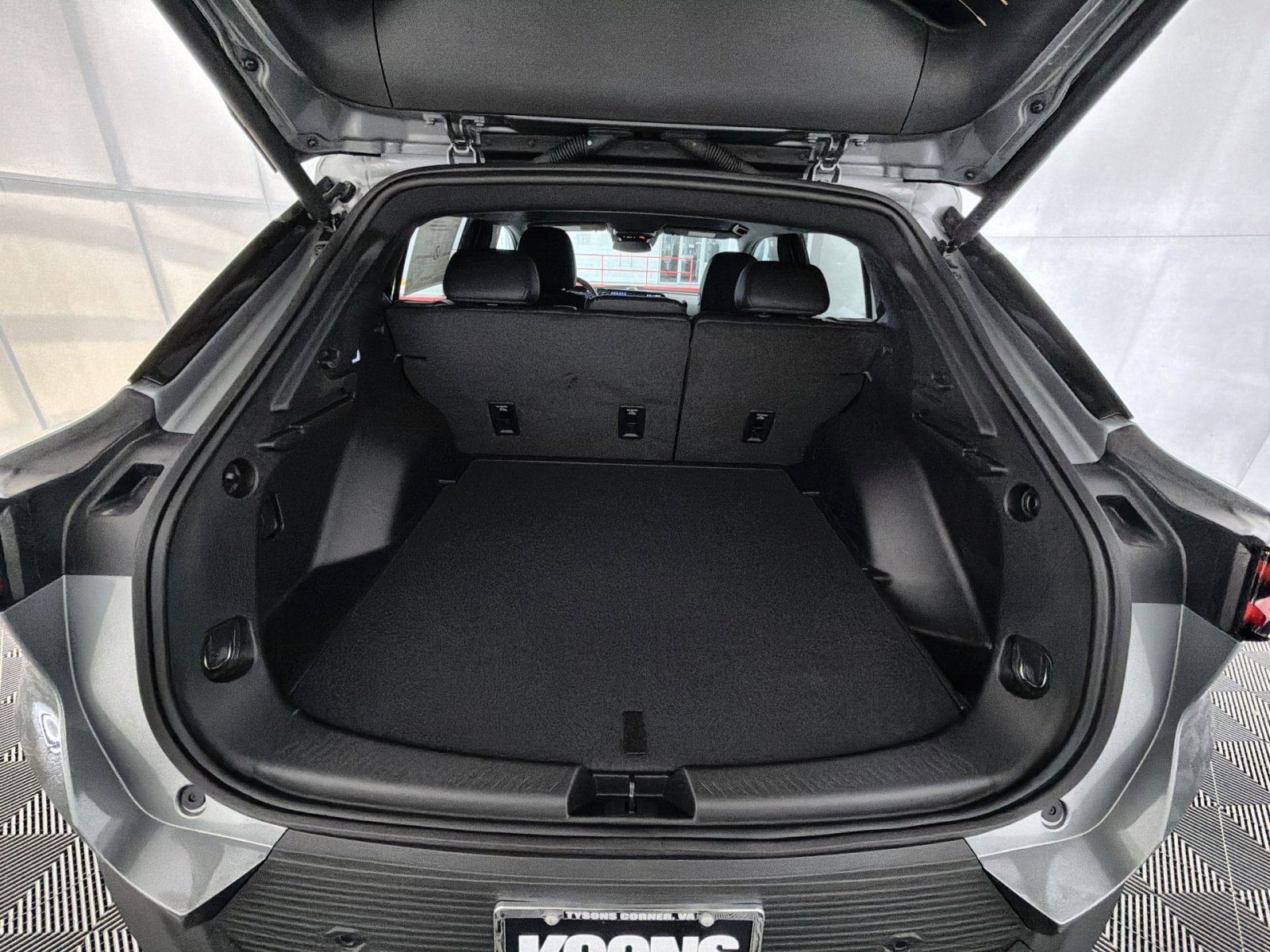 New 2026 Chevrolet Equinox EV LT image 25