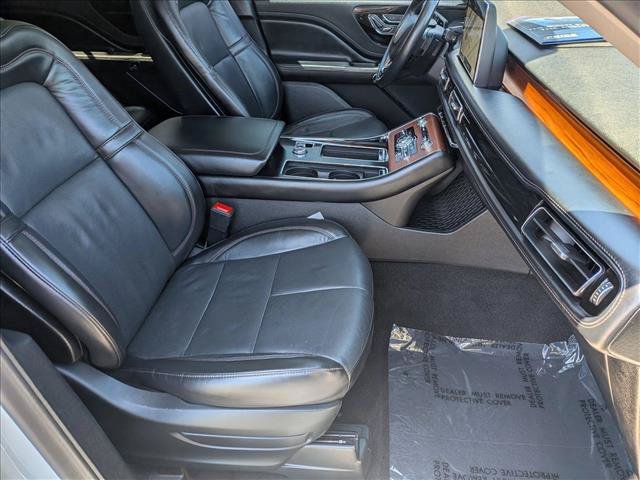 Used 2020 Lincoln Aviator Reserve w/ Equipment Group 201A AWD/4WD image 23