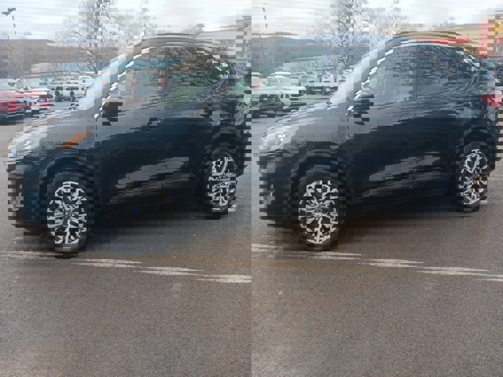 Used 2021 Ford Escape SEL w/ Technology Package image 6