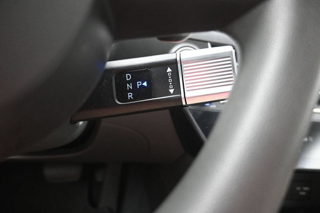 Used 2025 Hyundai Sonata SEL FWD image 17