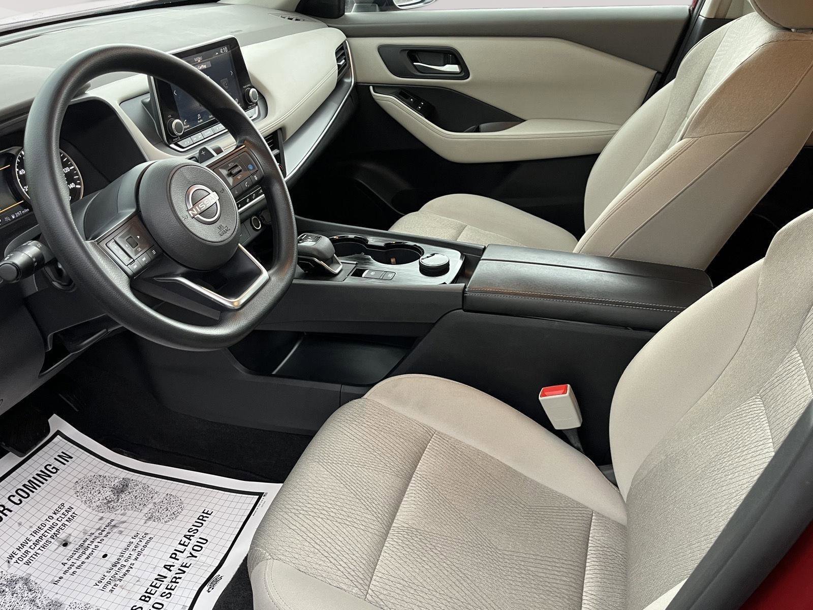 Used 2024 Nissan Rogue SV AWD/4WD image 22