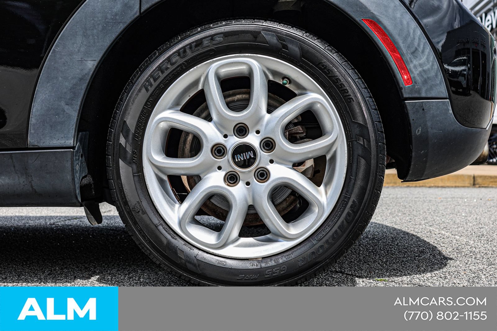 Used 2019 MINI Cooper 4-Door Hardtop FWD image 16