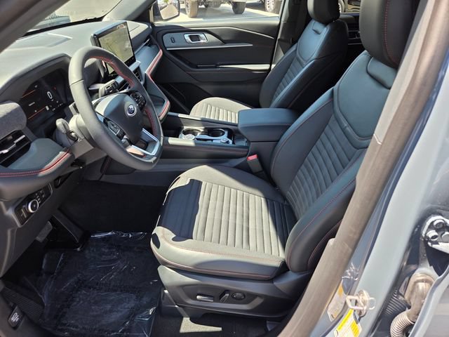 New 2026 Ford Explorer ST-Line w/ ST-Line Street Pack RWD image 6
