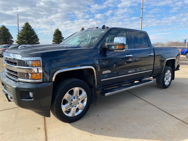 Used 2018 Chevrolet Silverado 2500 High Country w/ Duramax Plus Package image 3