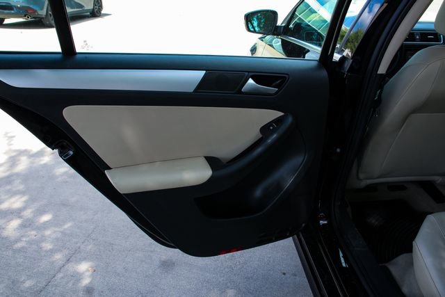 Used 2014 Volkswagen Jetta SE image 36