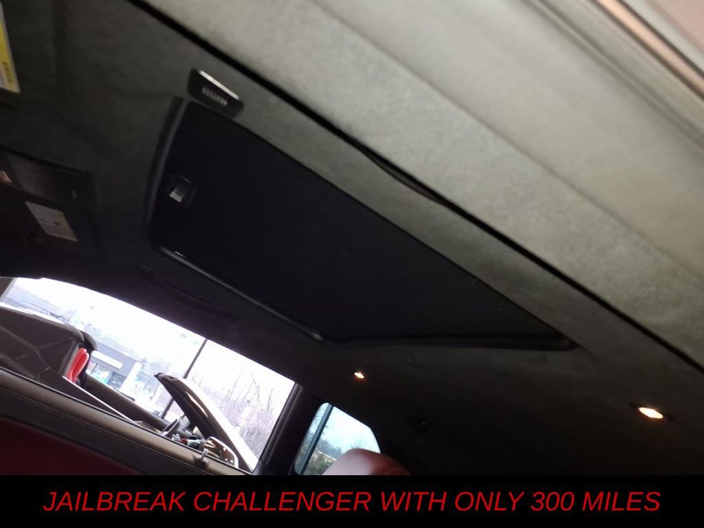 Used 2023 Dodge Challenger SRT Hellcat RWD image 13
