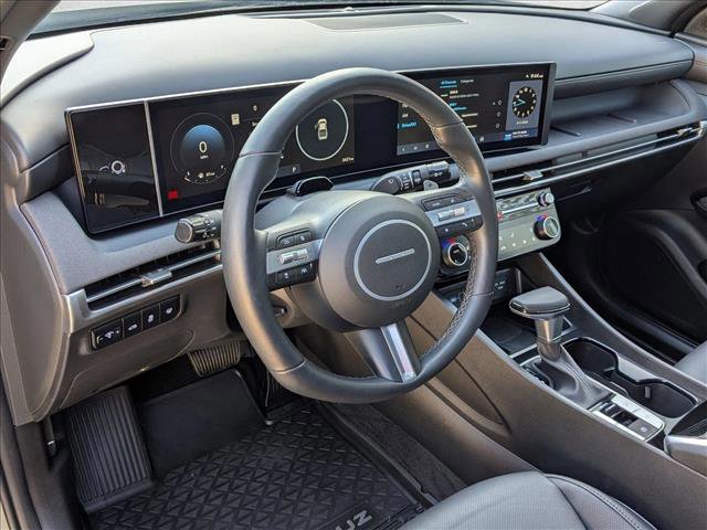 Used 2025 Hyundai Santa Cruz Limited image 10