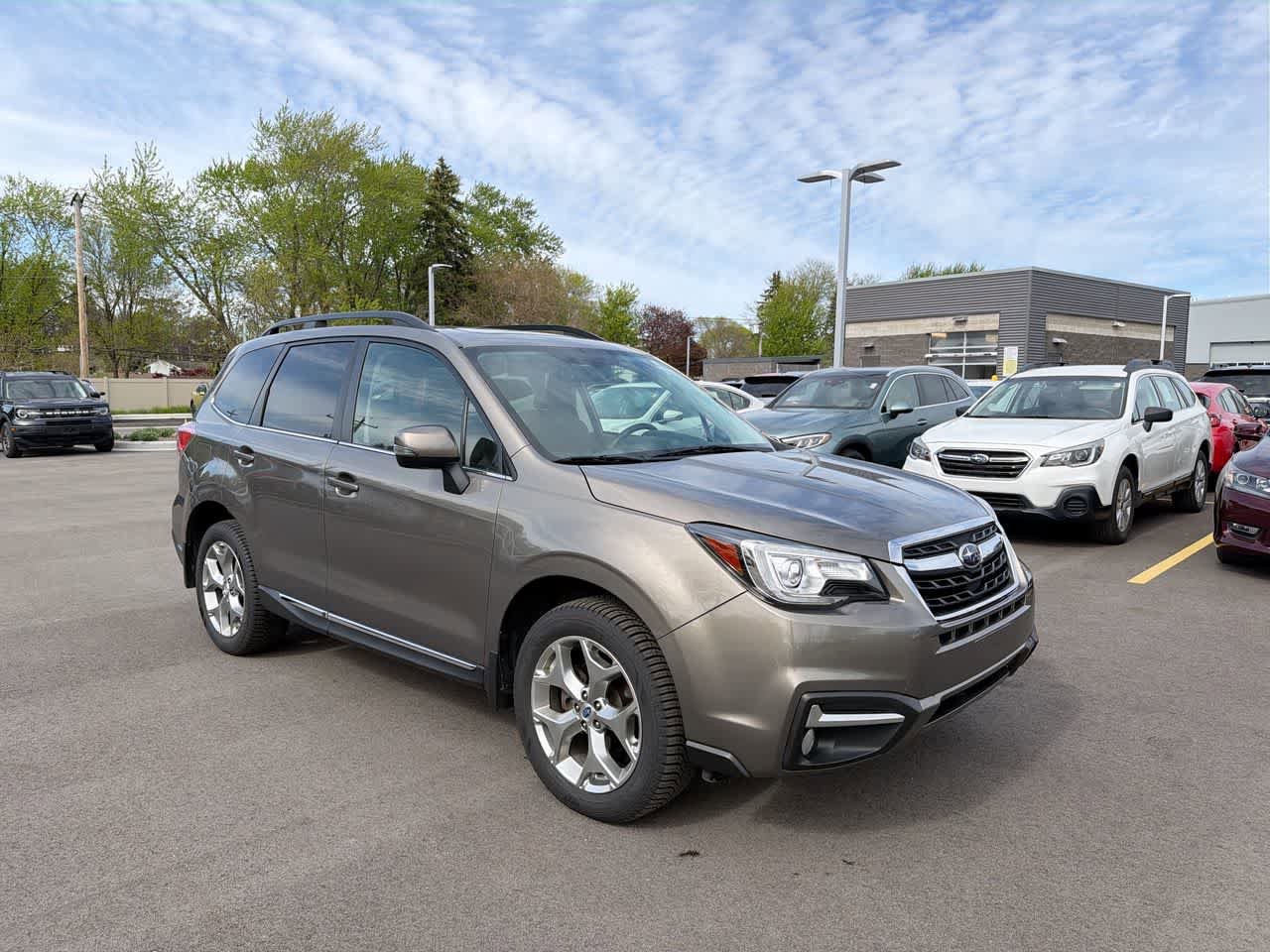 Used 2017 Subaru Forester 2.5i Touring w/ Popular Package #2 AWD/4WD image 15