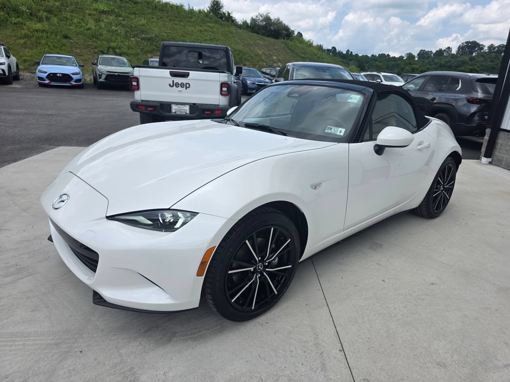 New 2026 MAZDA MX-5 Miata Grand Touring w/ Weather Package RWD image 3
