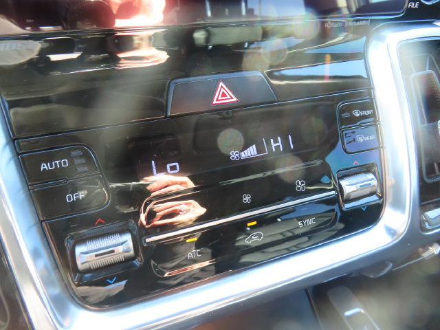 Used 2022 Kia Sorento SX Prestige AWD/4WD image 29