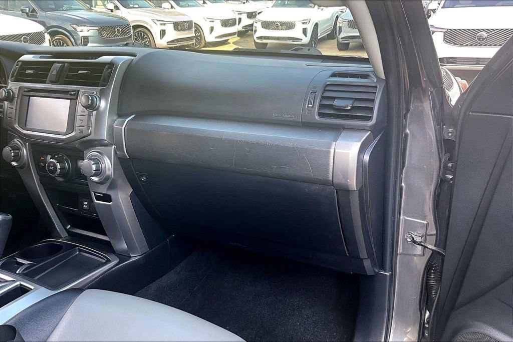 Used 2018 Toyota 4Runner SR5 Premium image 20