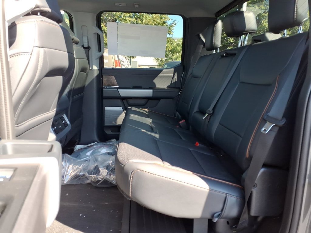 New 2026 Ford F350 Lariat w/ Lariat Ultimate Package AWD/4WD image 15