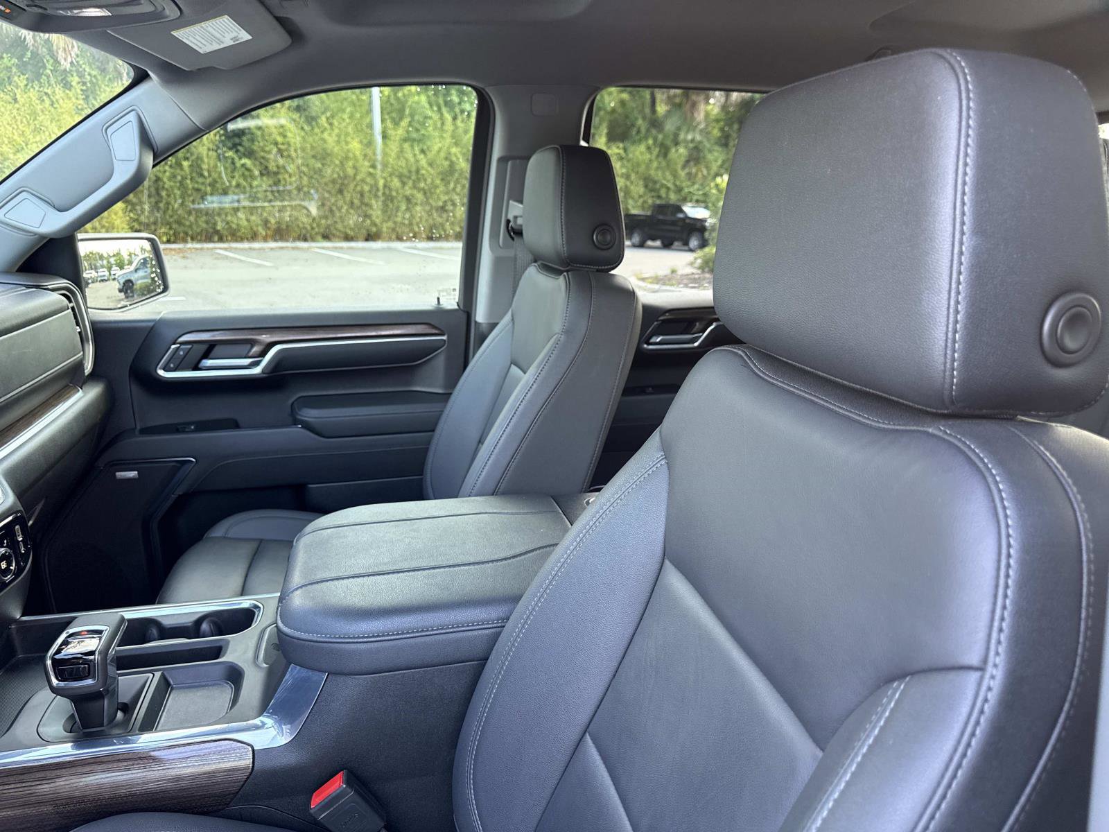 Used 2024 Chevrolet Silverado 1500 RST w/ Convenience Package II RWD image 19